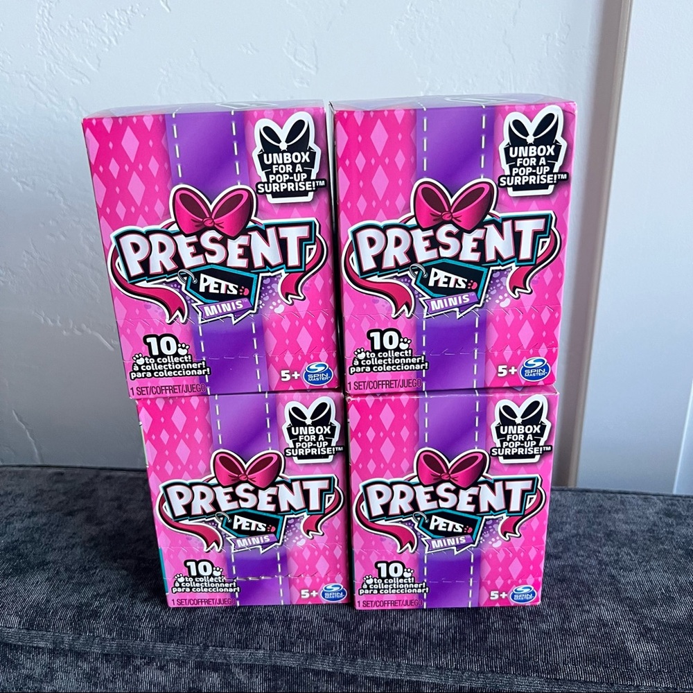 NIB Present Pets Mini- 4 Pack